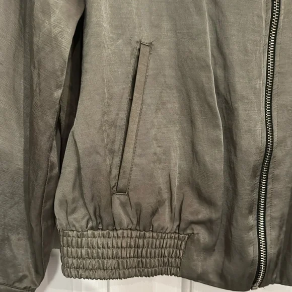 Zara Lightweight Satin Olive Green Bomber Jacket Sz Small - Picture 9 of 15